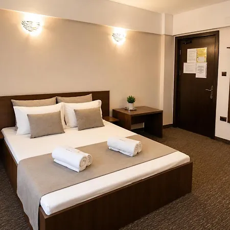 招待所 Casa Mario 3*